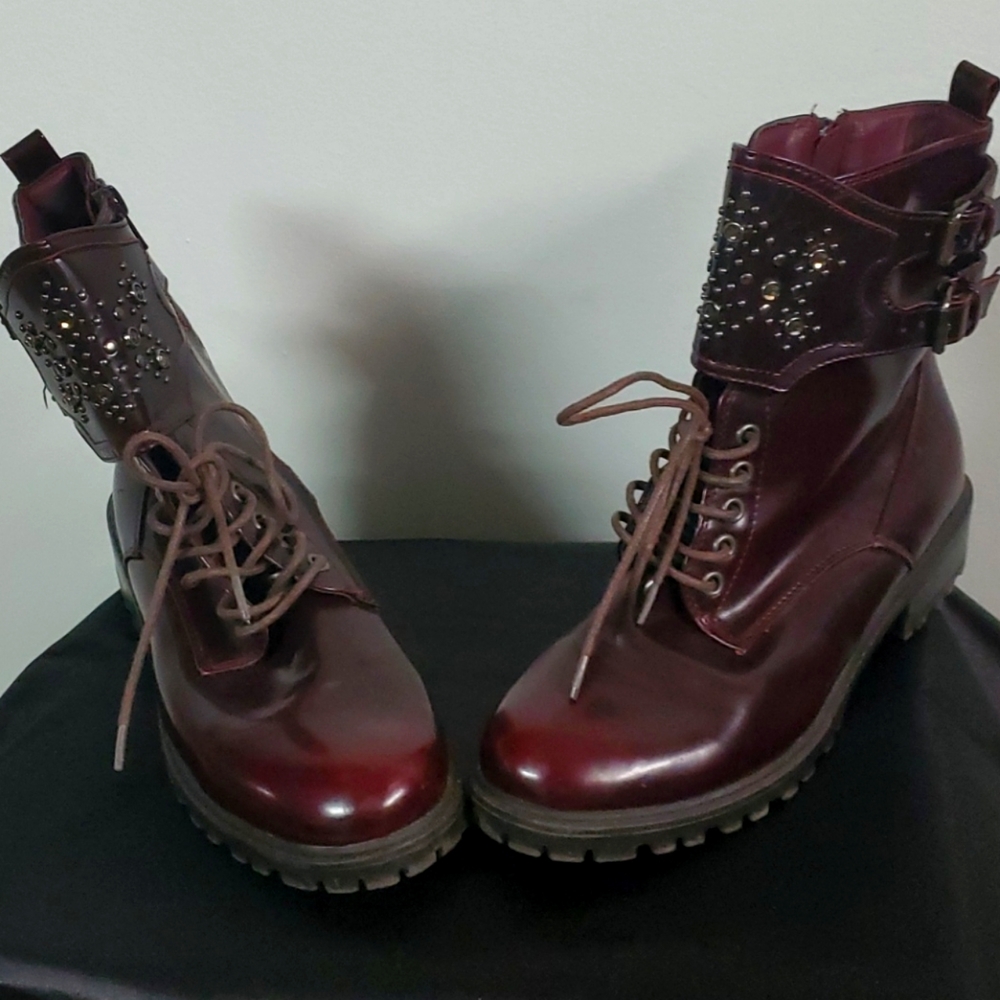 MIA Boots size 8.5